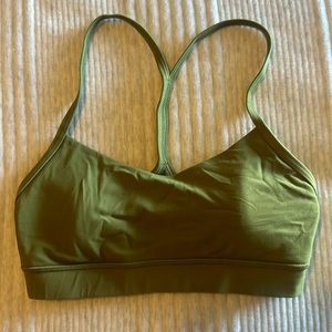 Lululemon Flow Y Bra Nulu *Light support A-C cups